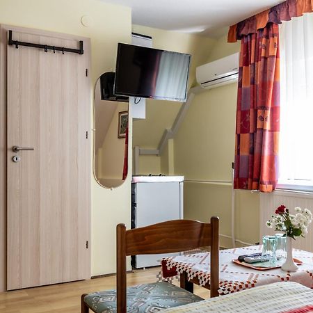 Magdalena Apartmanhaz Keszthely Exteriör bild