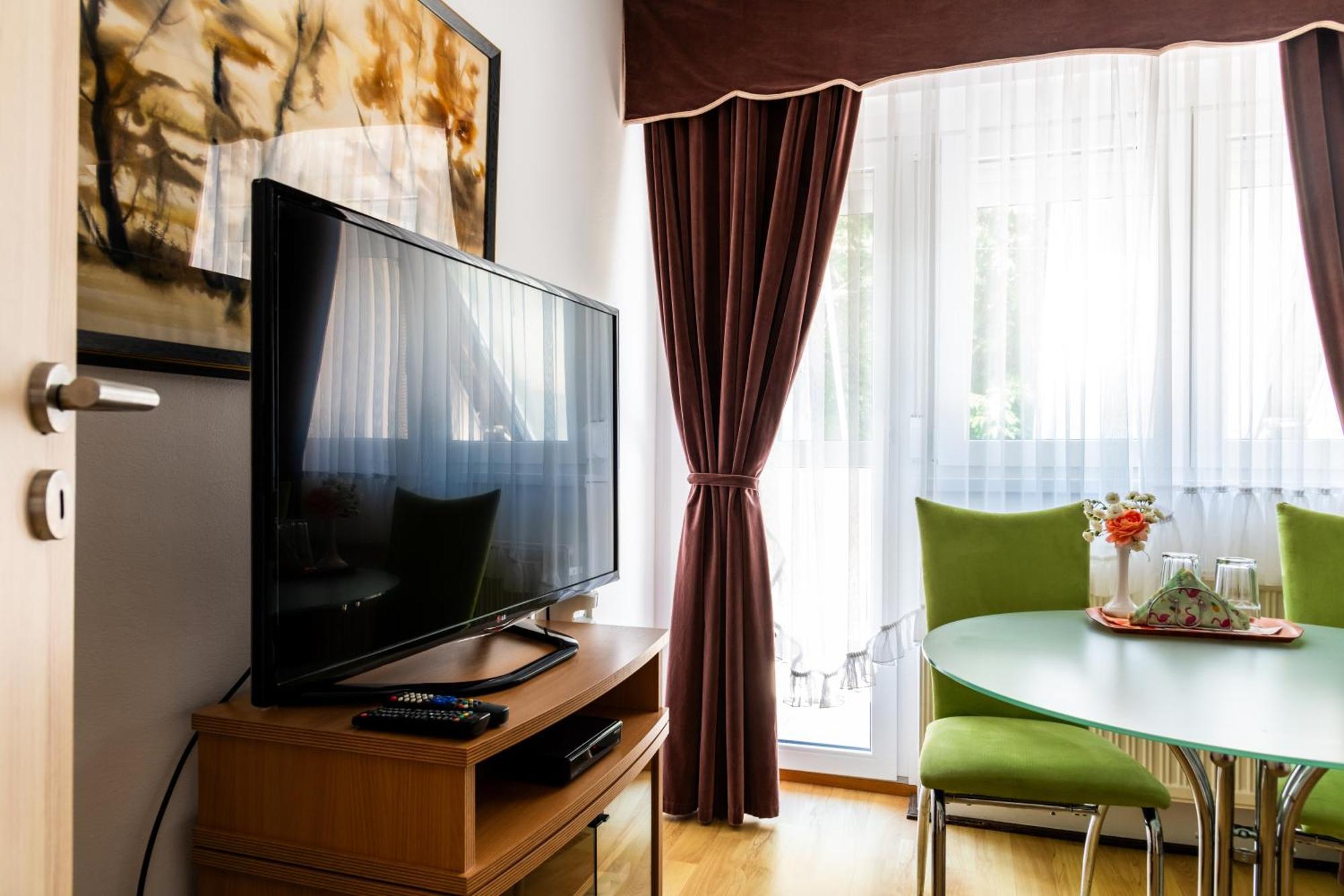 Magdalena Apartmanhaz Keszthely Exteriör bild